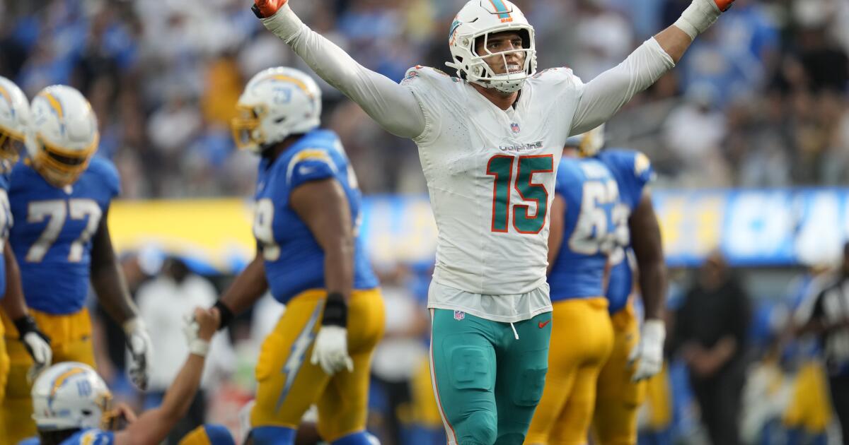 Dolphins, Chargers meet trying to bolster playoff standing - The San Diego  Union-Tribune