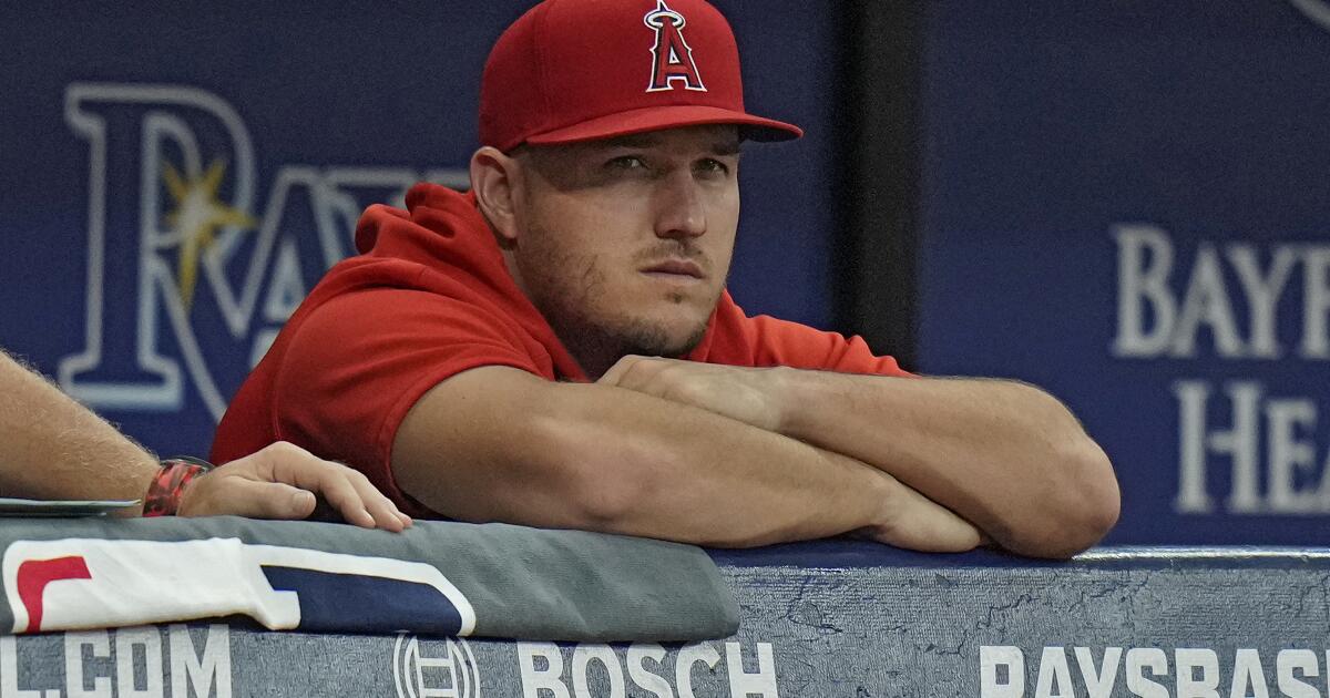 Mike Trout trying to get back on field soon amid Angels' slump - Los  Angeles Times
