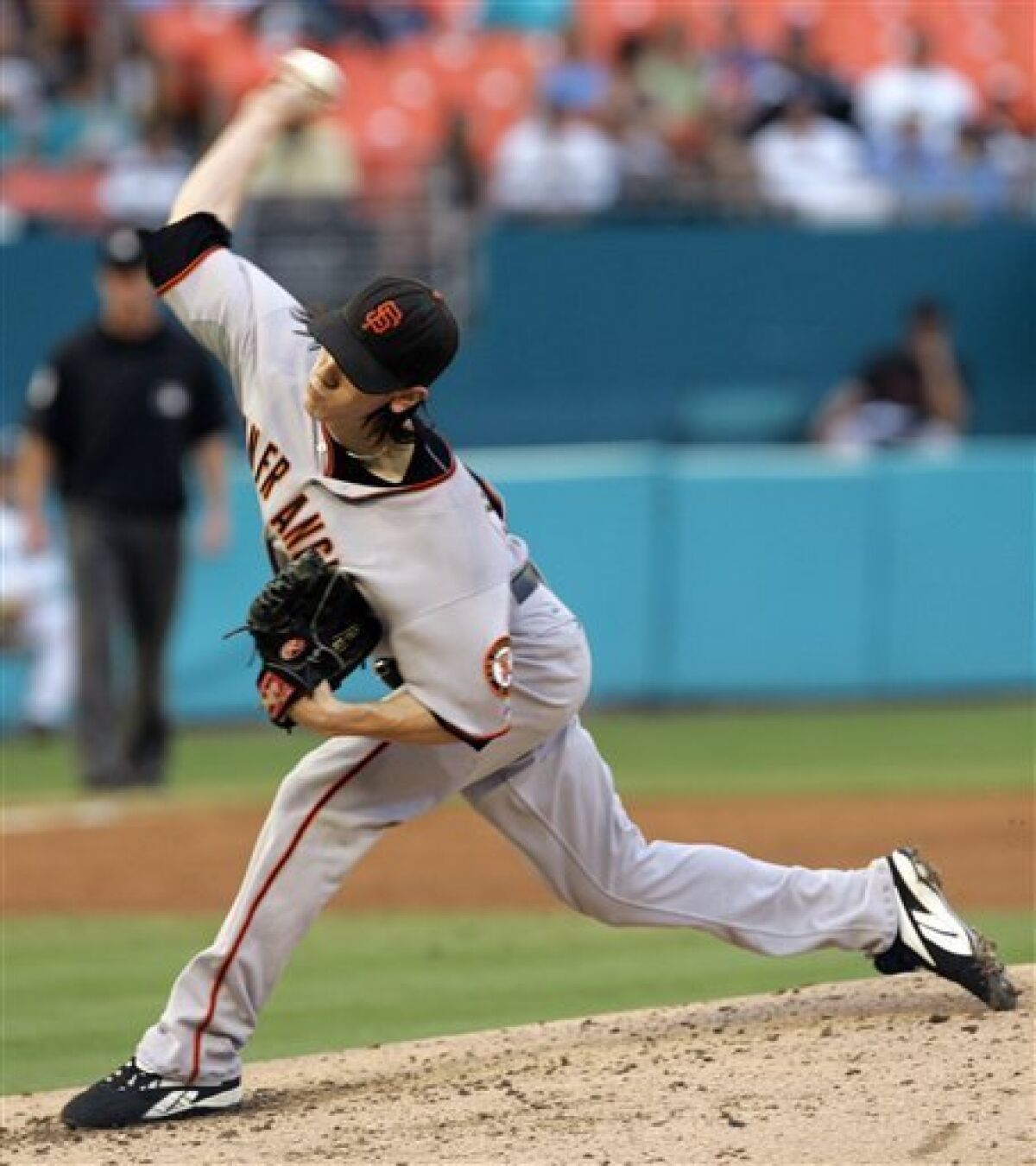 San Francisco Giants' Tim Lincecum pitches against the Florida Marlins in the second inning of a baseball game in Miami, Sunday, June 7, 2009. (AP Photo/Alan Diaz)