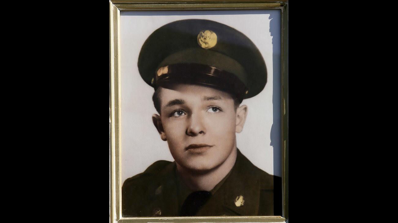 After 6 decades, Korean War soldier Richard Cushman's remains are brought home