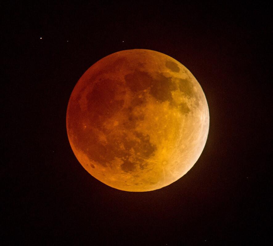 'Blood Moon' lunar eclipse