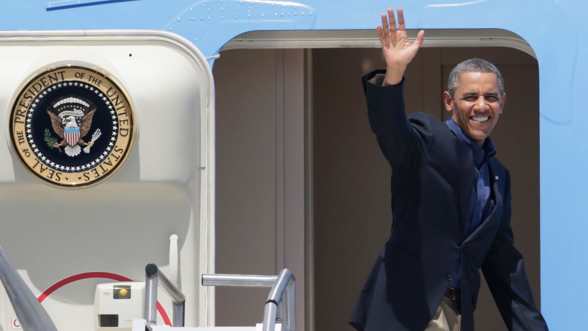 President Barack Obama boards Air Force One after a 2013 summit with Chinese President Xi Jinping at Sunnylands.
