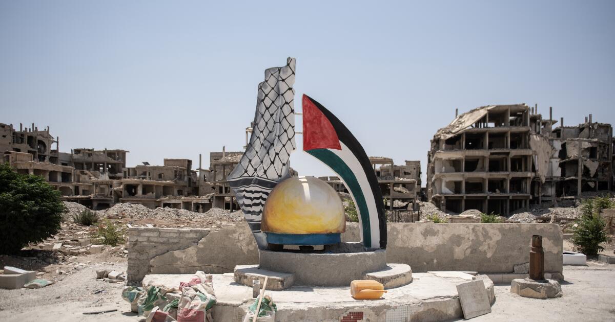 Autrefois symbole de l’identité palestinienne, une ville syrienne a du mal à remonter Autrefois symbole de l’identité palestinienne, une ville syrienne a du mal à remonter