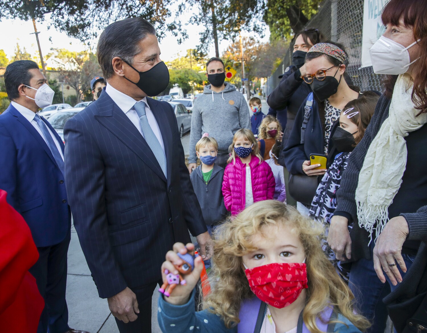 LAUSD to keep outdoor mask mandate in place this week, but changes may be ahead
