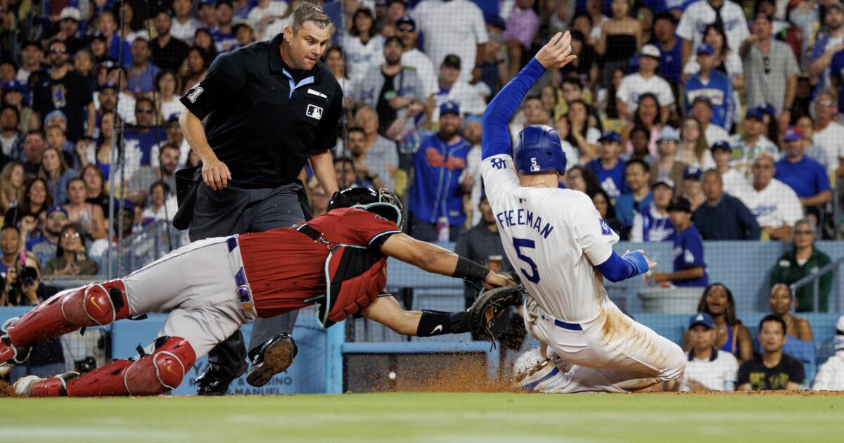 Dodgers, Diamondbacks tarafından bozguna uğratıldığı için uzun bir gece geçirdi