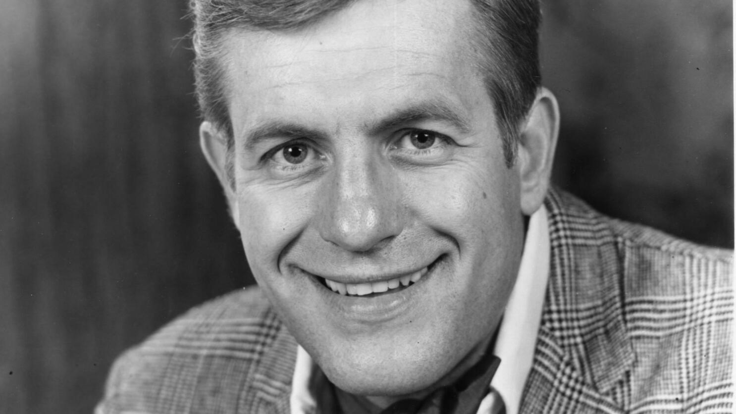 Brothers Dick and Jerry Van Dyke clash in 'The Middle,' bond off-screen -  Los Angeles Times