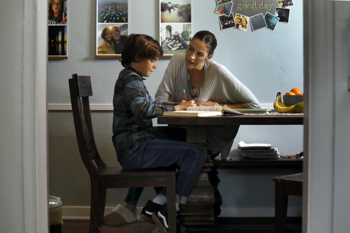 The pandemic pushed more families to homeschool. Many are sticking