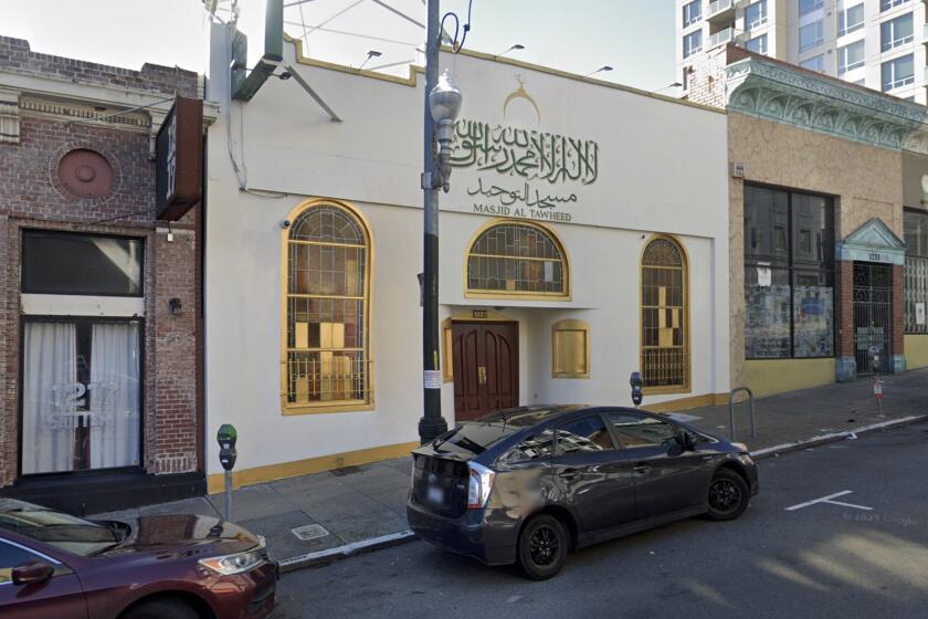 Exterior of the Masjid Al-Tawheed mosque on Sutter Street in San Francisco.