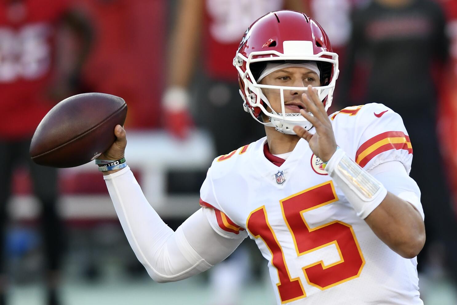 Chiefs vs. Broncos final score, results: KC's Patrick Mahomes