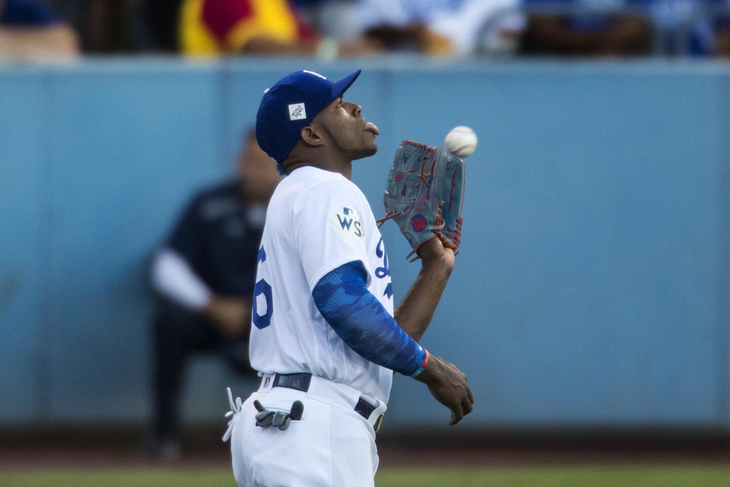 LOOK: Yasiel Puig dyed his hair Dodger Blue for the World Series