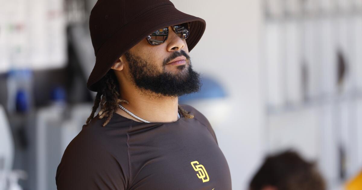 Padres manager Melvin says Tatis 'remorseful' about PED ban –