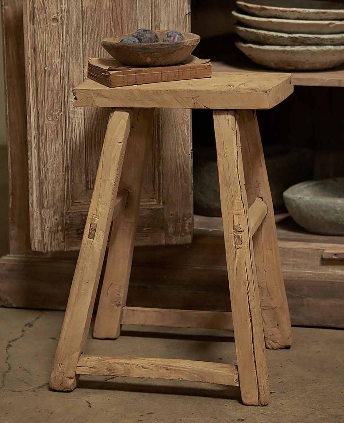 Elm wood stool by Olive Ateliers