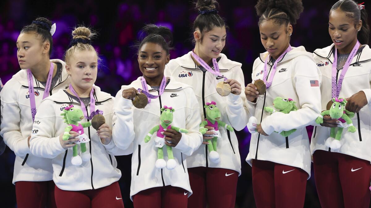 Simone Biles wins 20th world championships gold medal as US