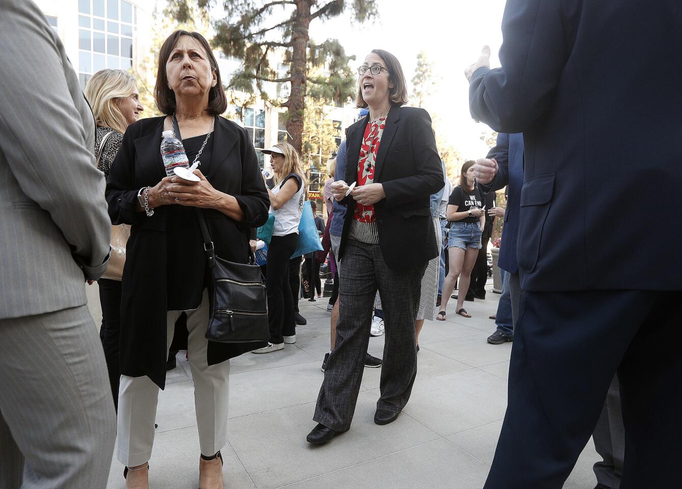 Photo Gallery: Vigil of Healing on Burbank City Hall steps for eleven killed in Pittsburgh Synagogue