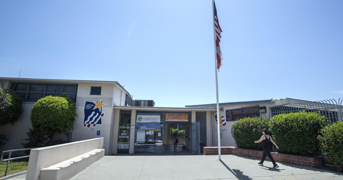 Ransomware hack leaves Glendale Unified staff waiting for tax returns Ransomware hack leaves Glendale Unified staff waiting for tax returns