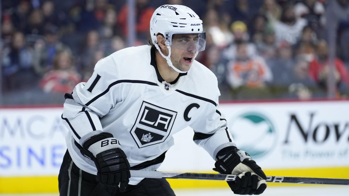 Kings captain Anze Kopitar wins NHL's Lady Byng Trophy for 2nd time