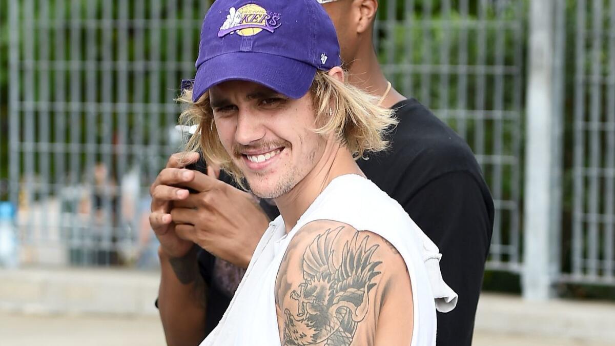 Justin Bieber Asks Fans to Pray for Him - Justin Bieber Gets