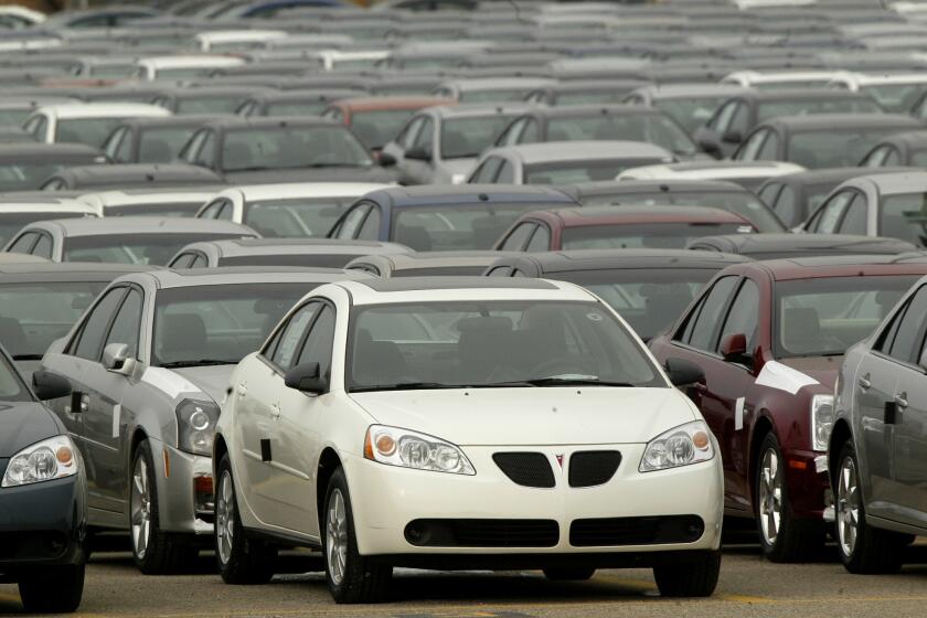 Kirk Kerkorian unveiled a $4.5-billion all-cash bid Tin March 2005 to buy Chrysler Group, the faltering No. 3 U.S.-based automaker, from its German parent, DaimlerChrysler.