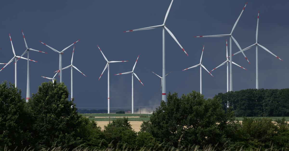 Wind and Solar Power Surpass Fossil Fuels in Europe: A Green Energy Revolution Unfolds Wind and Solar Power Surpass Fossil Fuels in Europe: A Green Energy Revolution Unfolds