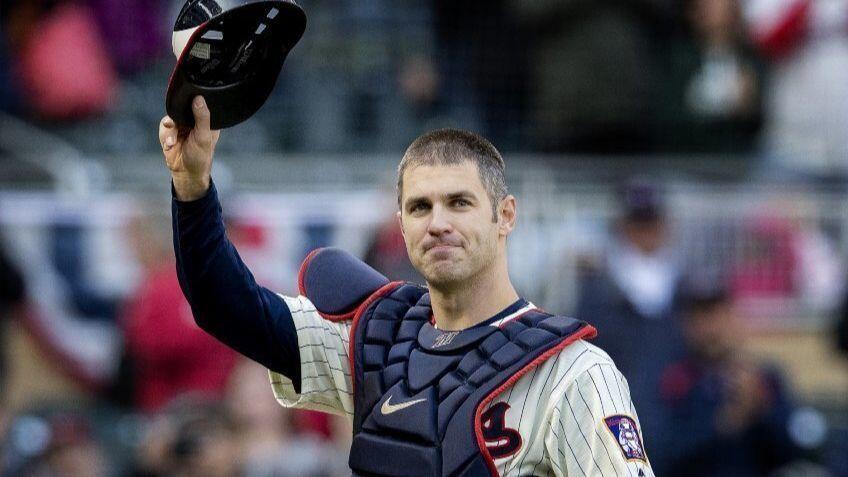 MLB: Twins catcher Joe Mauer announces retirement - Los Angeles Times