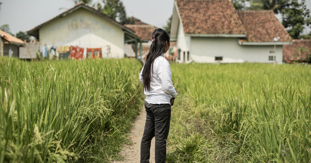 Sex tourism in Indonesia sells itself as Islamic temporary marriage Sex tourism in Indonesia sells itself as Islamic temporary marriage