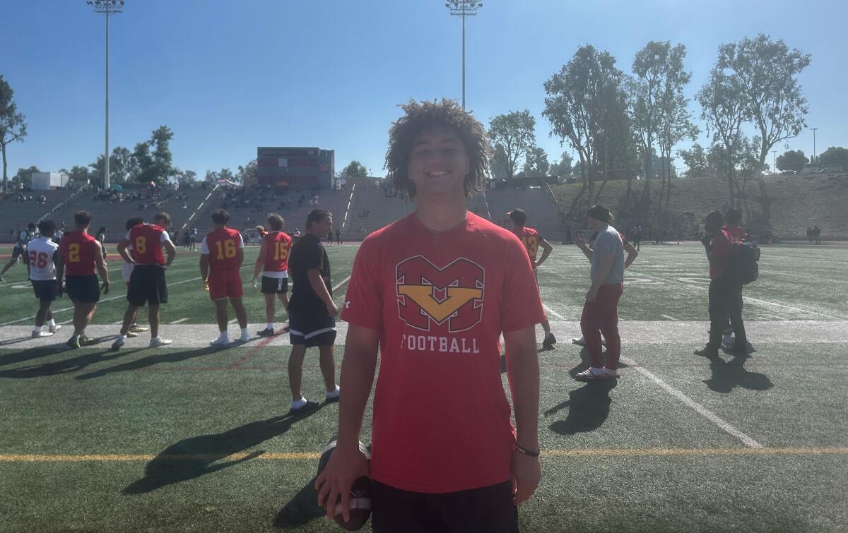 Mission Viejo High quarterback Luke Fahey at the Diablos' passing tournament on Saturday.