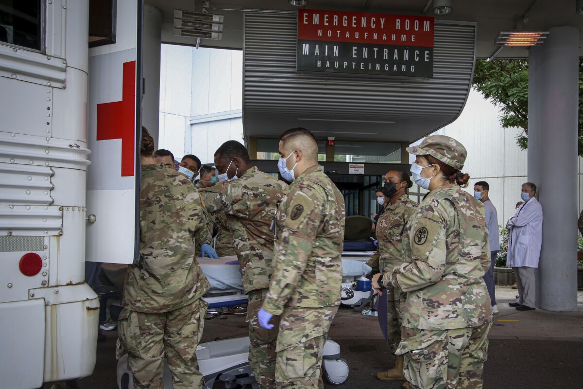 U.S. Army, soldiers, airmen and civilian staff at Landstuhl Regional Medical Center, Germany