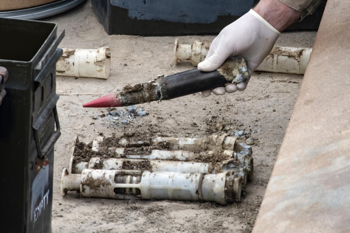 Depleted U.K. sending uranium-based ammunition to Ukraine - Los Angeles Times