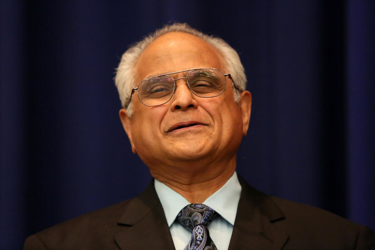 Dr. Lakshmanan Sathyavagiswaran, who retired as chief medical examiner-coroner for L.A. County in 2013, will return to head up the department on an interim basis.