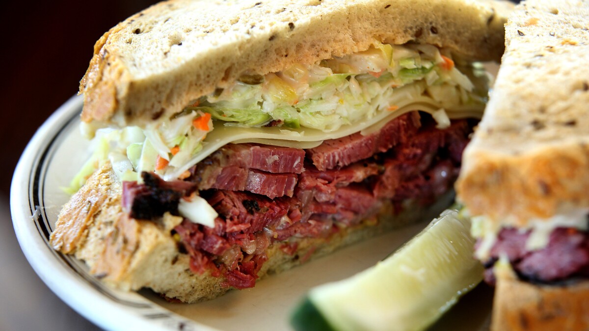 In Search Of Perfect Pastrami Your Guide To The Jewish Delis Of Los Angeles Los Angeles Times