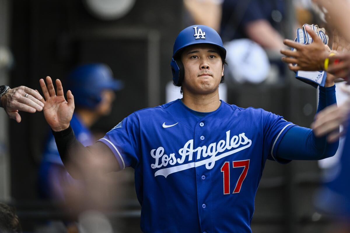 Dodgers star Shohei Ohtani returns with a bang after day off - Los Angeles Times