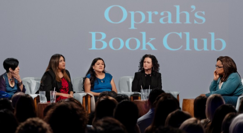Oprah Winfrey with Jeanine Cummins, Esther J. Cepeda, from left, Julissa Arce and Reyna Grande