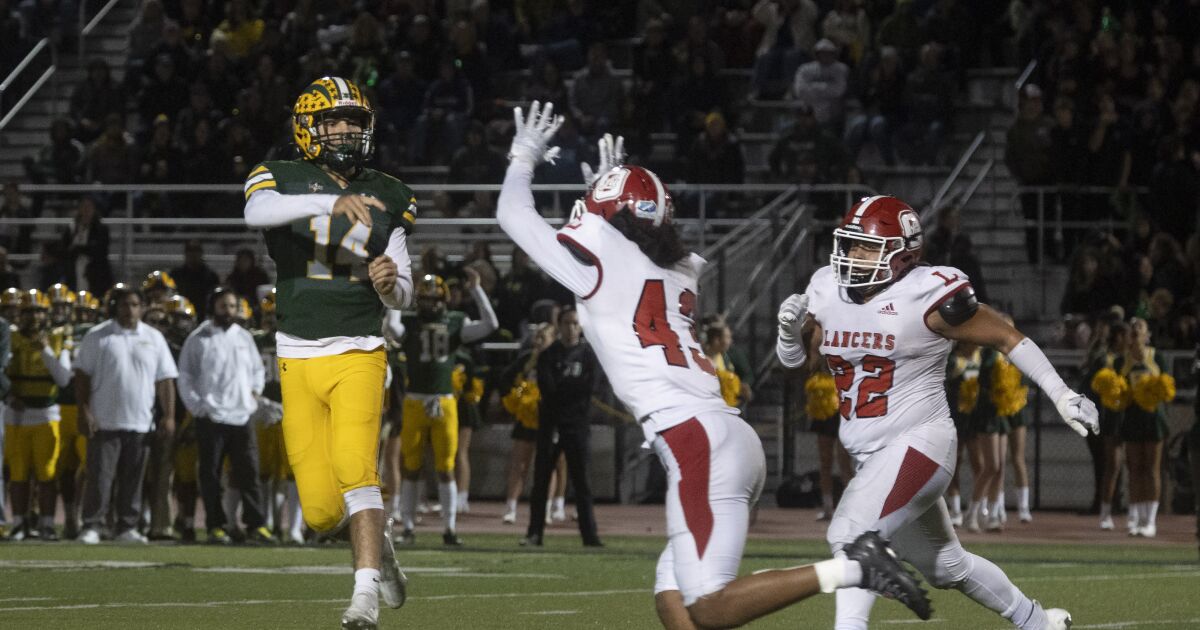 Edison Football Loses Heartbreaker To Orange Lutheran In CIF Playoff edison-football-loses-heartbreaker-to-orange-lutheran-in-cif-playoff