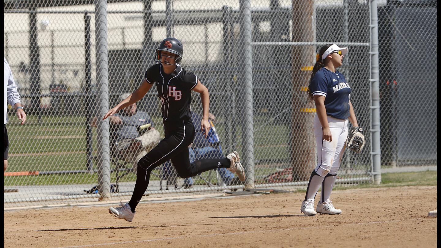 Photo Gallery: Huntington Beach vs. Chula Vista Mater Dei Catholic in softball