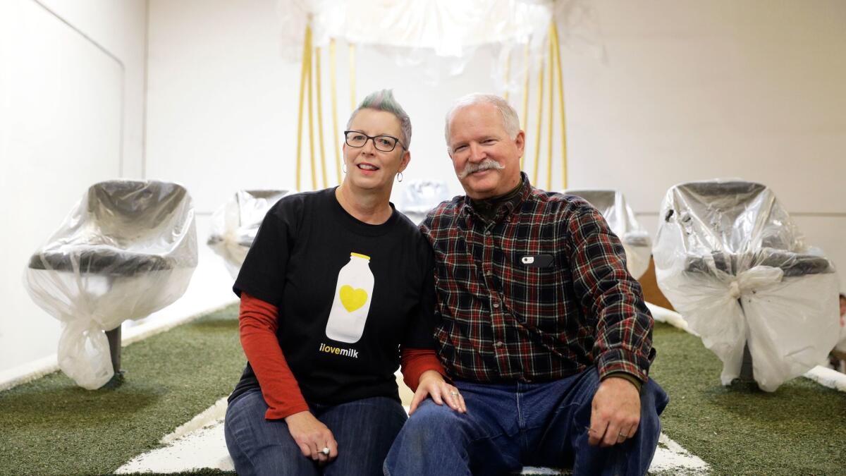Christian Guntert and his girlfriend, Susan Brown, plan to get married on a Rose Parade float.