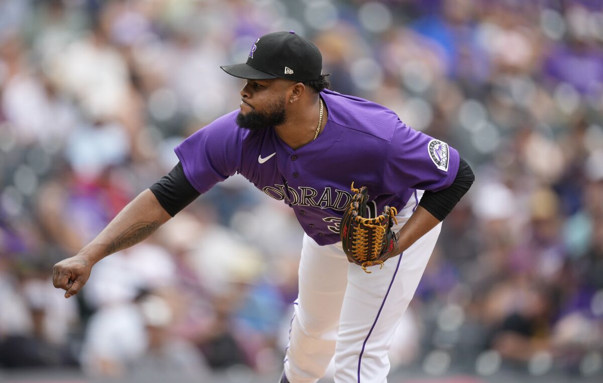 Bryant has 3 hits, Rockies beat Bucs 2-0 in 5th straight win