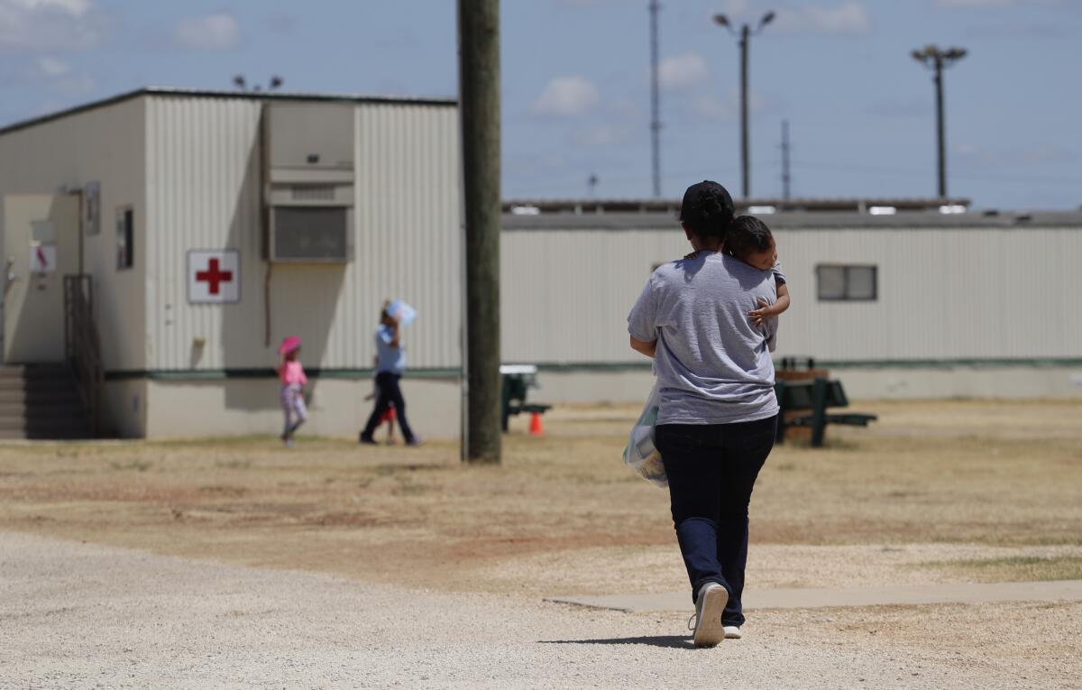 EEUU apelará la orden que prohíbe expulsar a niños migrantes