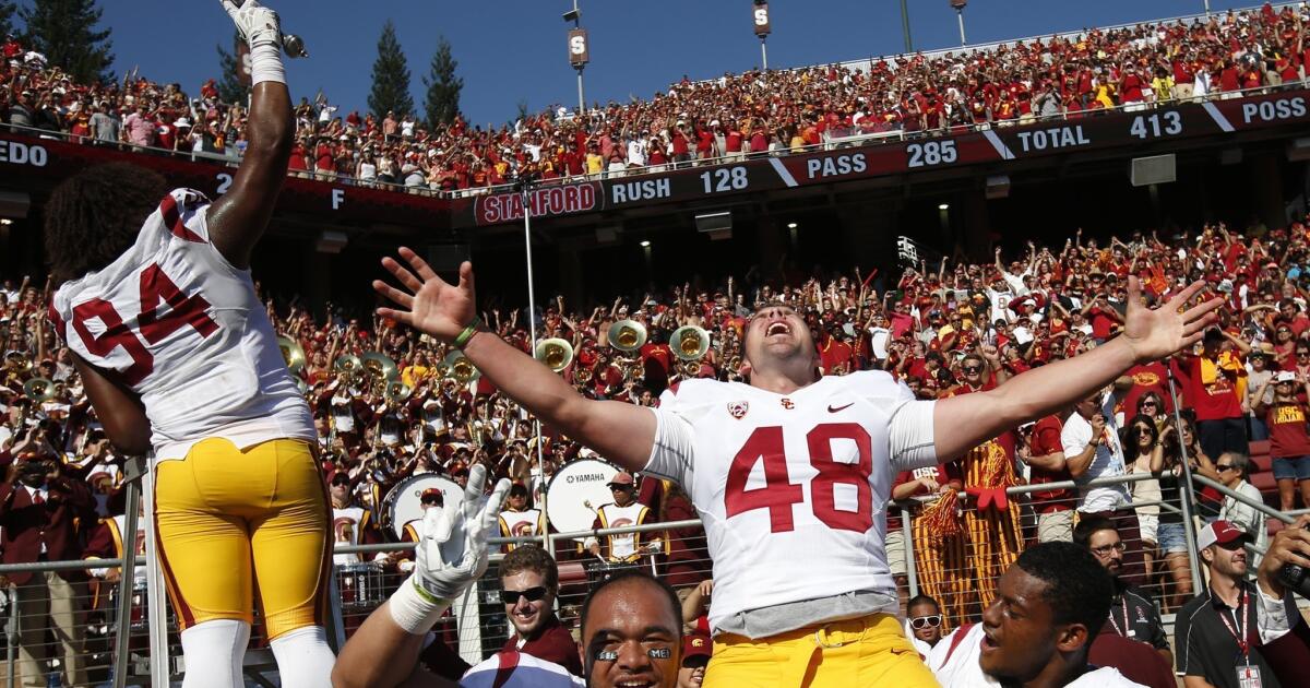 USC rallies to defeat Stanford, 13-10 - Los Angeles Times