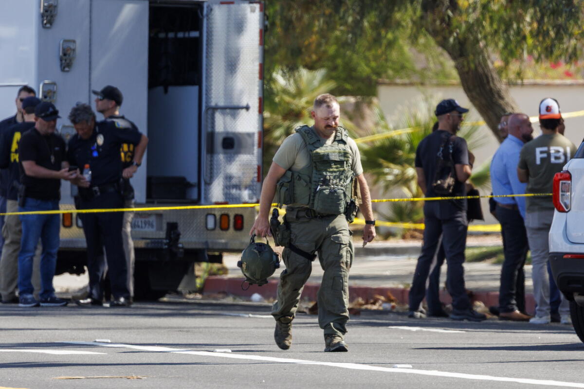 Explosive Spring Explosive A fire, a fascination with explosives and family discord marked path to ...