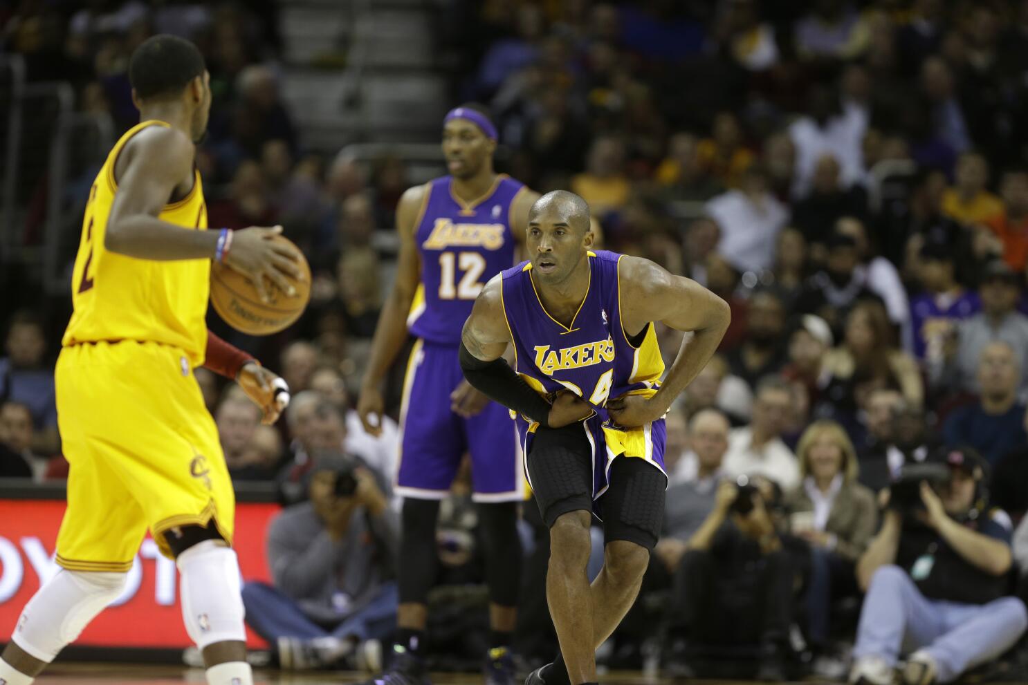 Kobe Bryant Should Be New NBA Logo, Kyrie Irving Says