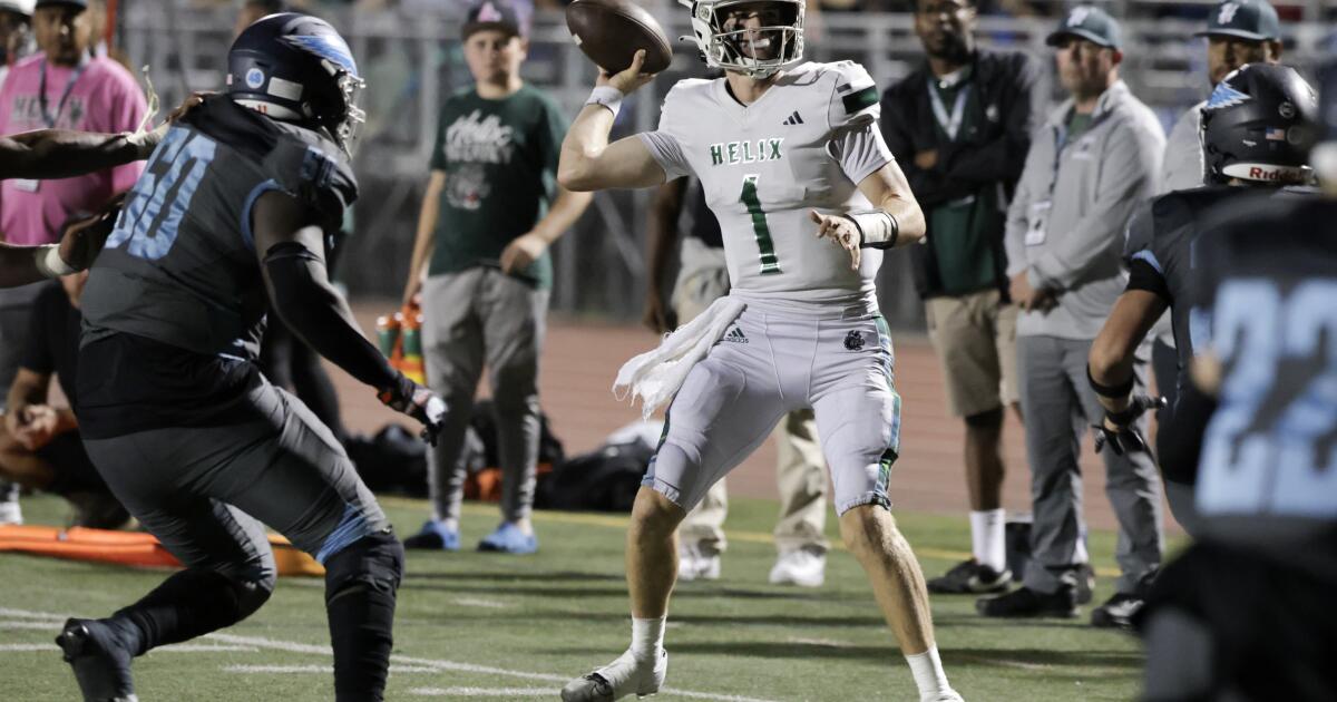 Lincoln to Face Helix in High School Football Playoffs Semifinal Showdown