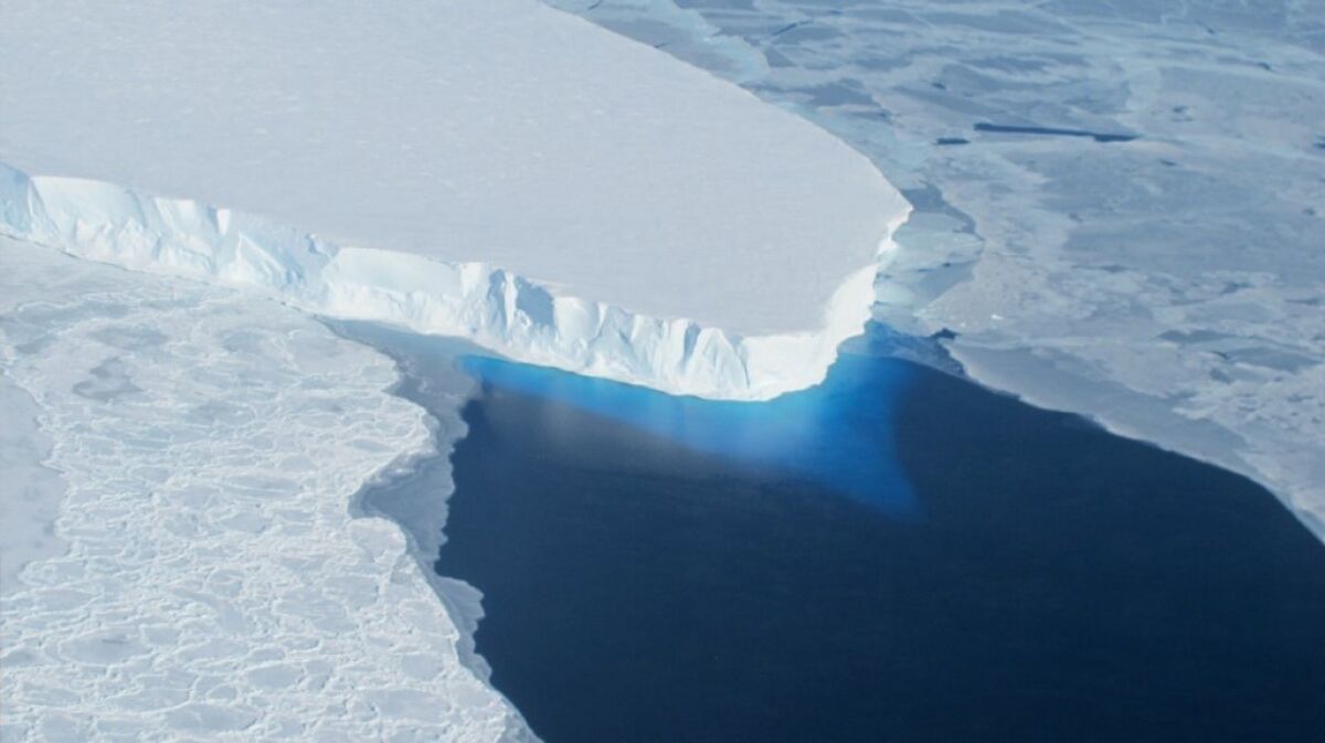 An ice sheet in western Antarctica