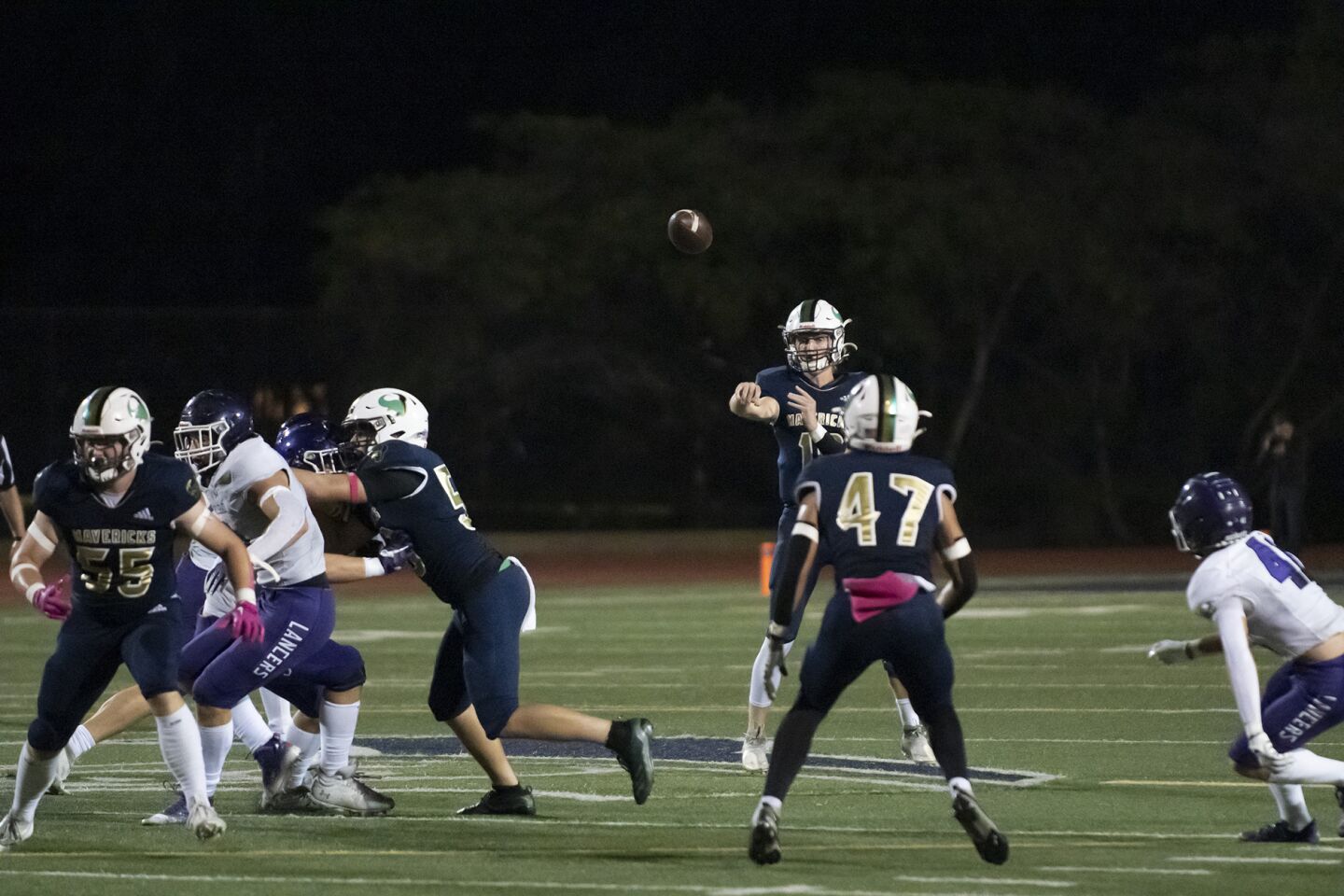 cm-lccstampfootba-2210-013.jpg