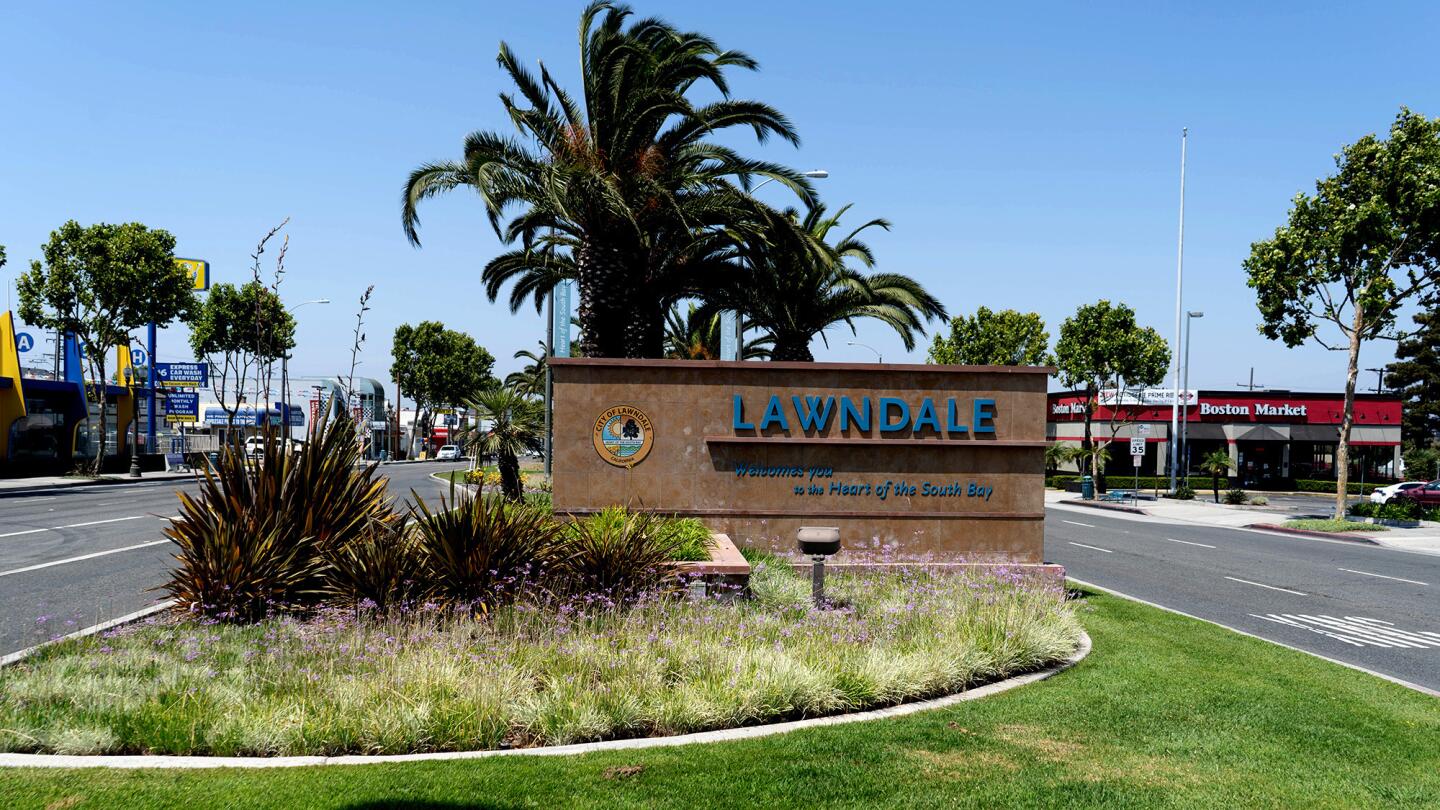 Lawndale sign