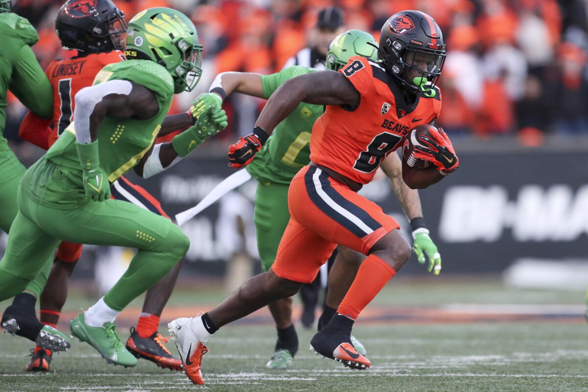 No. 17 Oregon State favored over Florida in Las Vegas Bowl - The