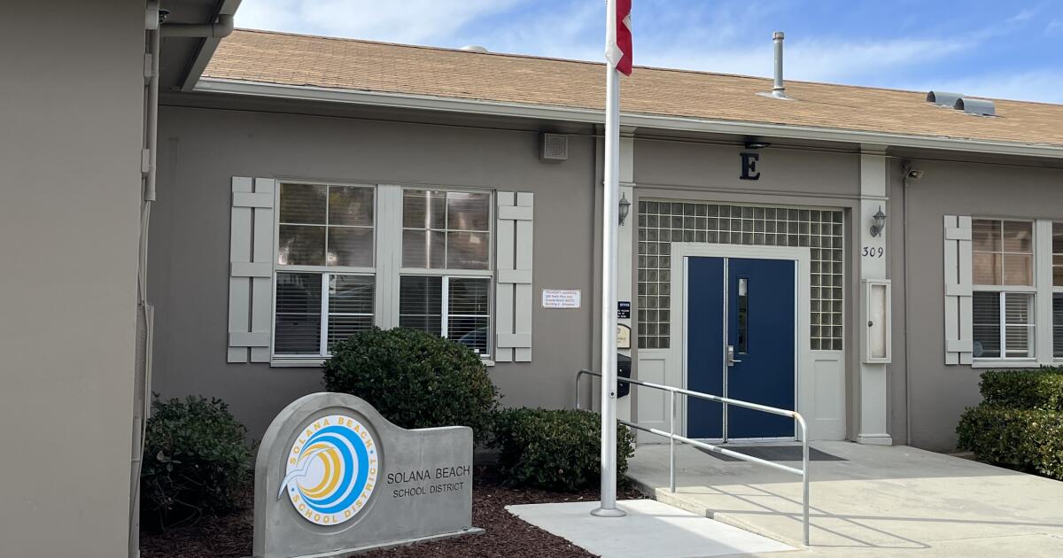 Solana Beach teachers, staff receive salary increases Solana Beach teachers, staff receive salary increases
