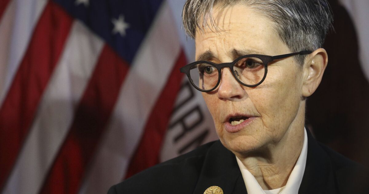 Robotaxis tangle with San Francisco firetrucks. Chief is fed up Robotaxis tangle with San Francisco firetrucks. Chief is fed up