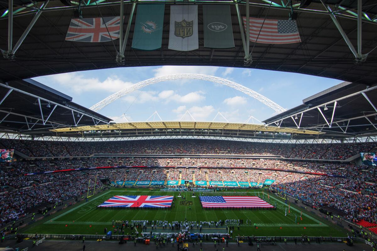 LONDON, ENGLAND - OCTOBER 04: A general view prior to the game between Miami Dolphins and New York Jets at Wembley Stadium on October 4, 2015 in London, England. (Photo by Jed Leicester - NFL/Pool/Getty Images) ** OUTS - ELSENT, FPG, CM - OUTS * NM, PH, VA if sourced by CT, LA or MoD **