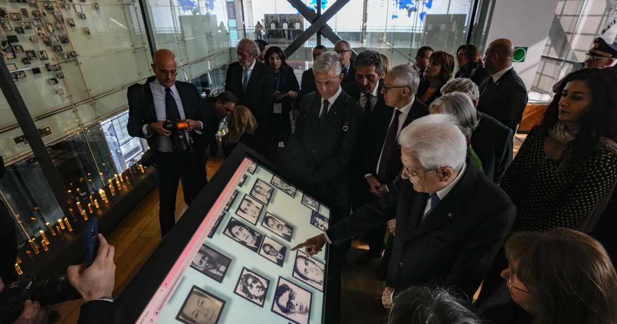 Il Presidente della Repubblica Italiana Sergio Mattarella ha visitato il Cile con un’agenda per ricordare le vittime della dittatura
