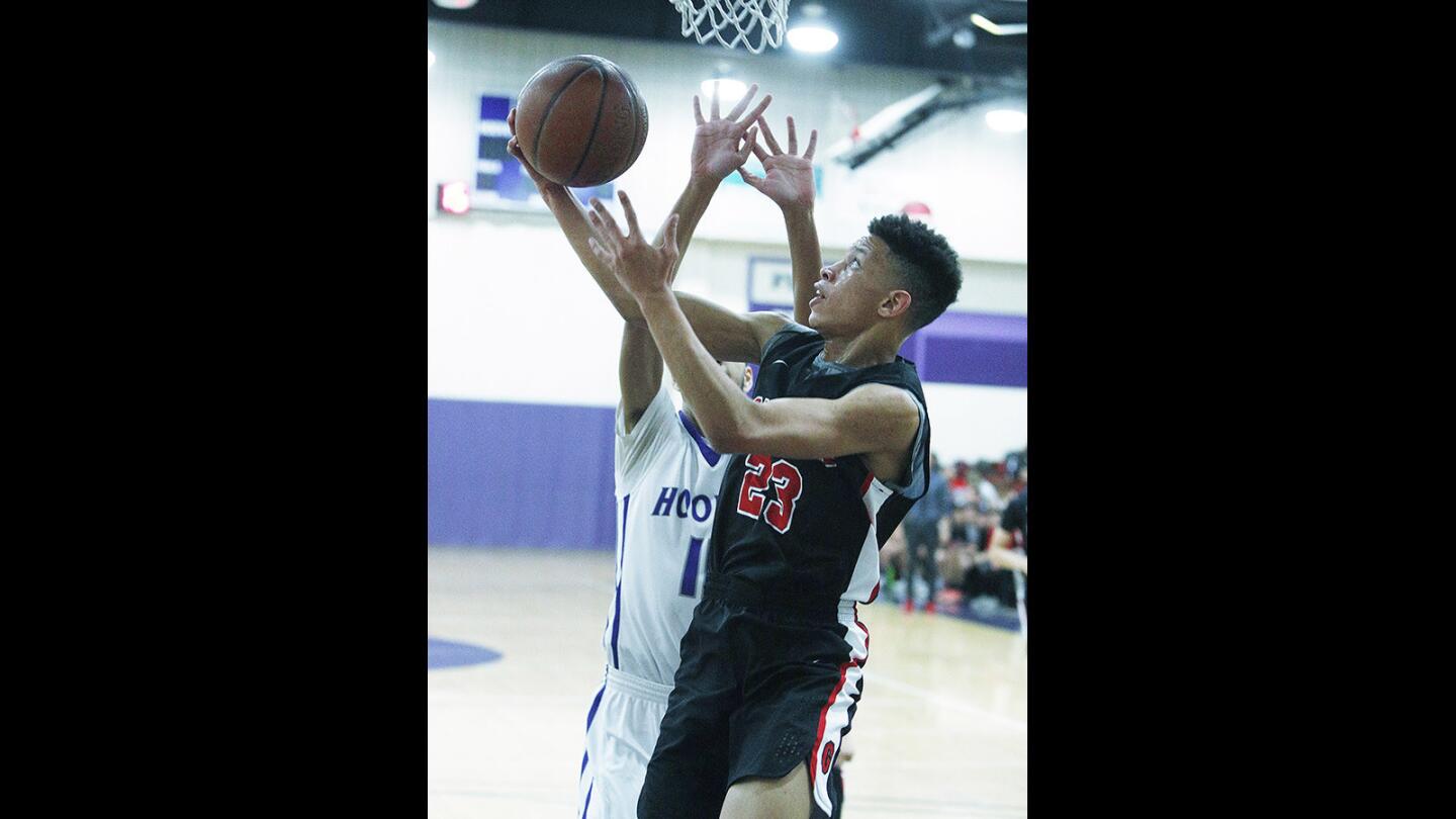 Photo Gallery: Glendale vs. Hoover in Pacific League season finale boys' basketball